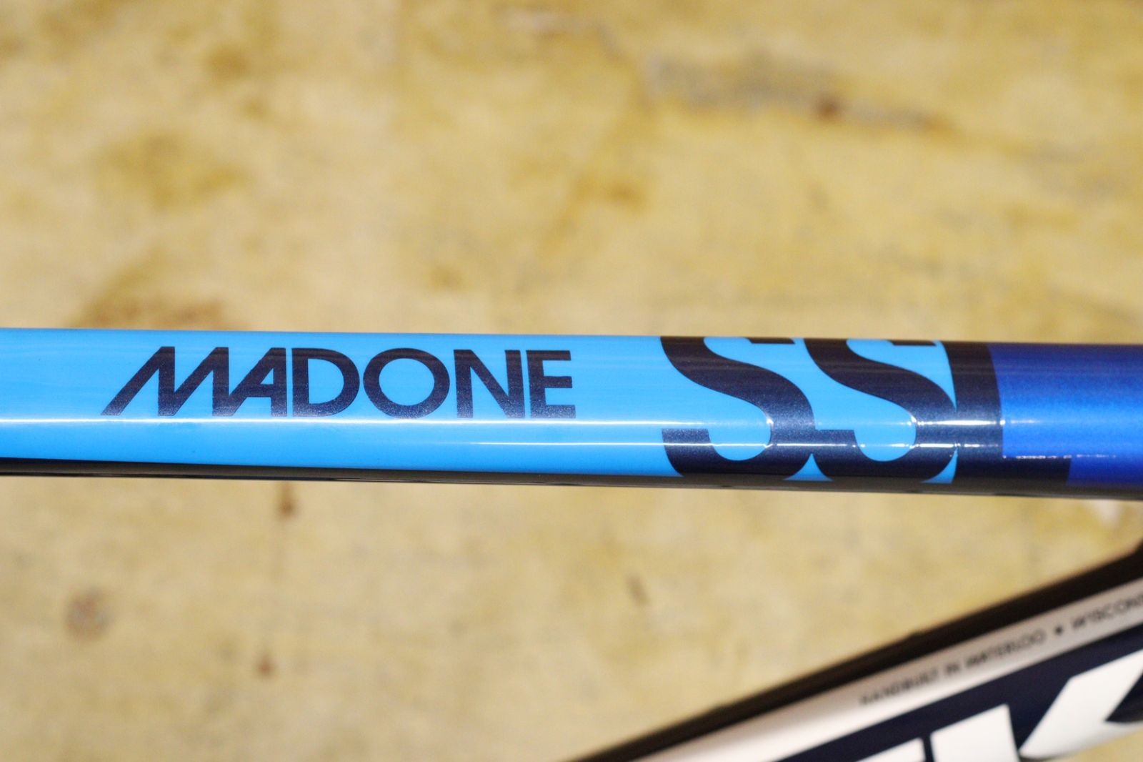 爆買い，2025 トレック TREK マドン MADONE6.9 SSL 54サイズH1