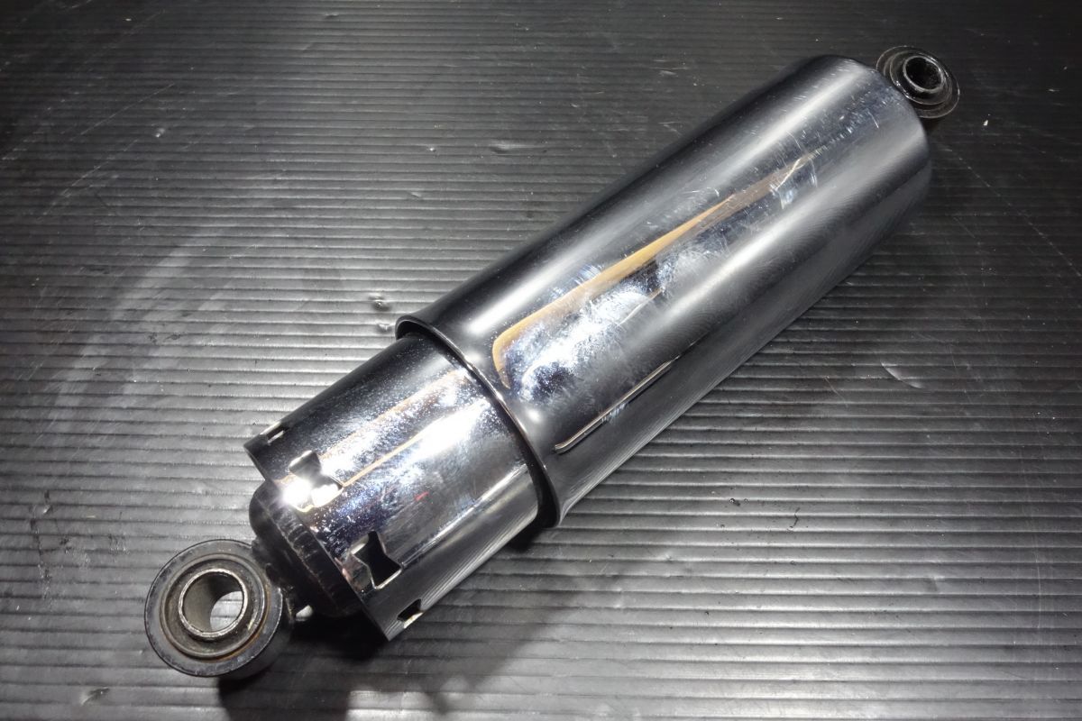 プログレッシブ リアサスペンション