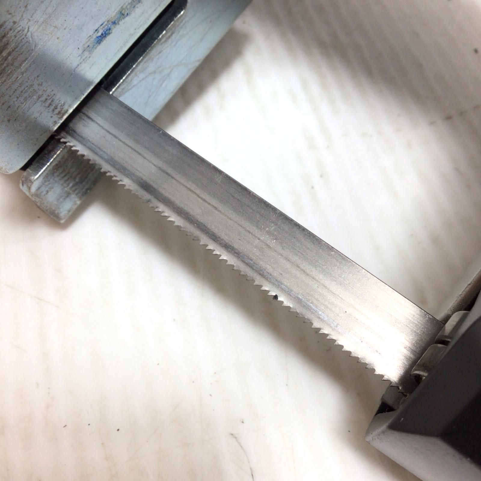 ΘΘMAKITA マキタ ポータブルバンドソー 程度B 本体のみ コードレス式 18v 記名痕あり PB183D ブルー HRDEVELOPMENT_JP