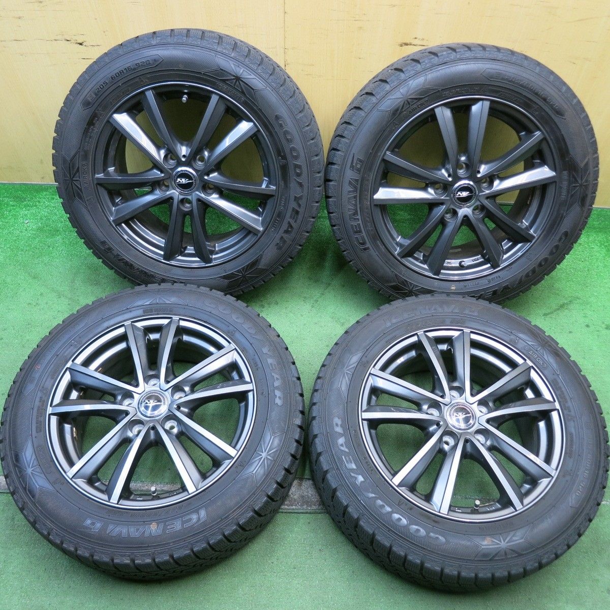 トヨタ用 ラブリオン 16インチ スタッドレス アイスナビ8 205/60R16