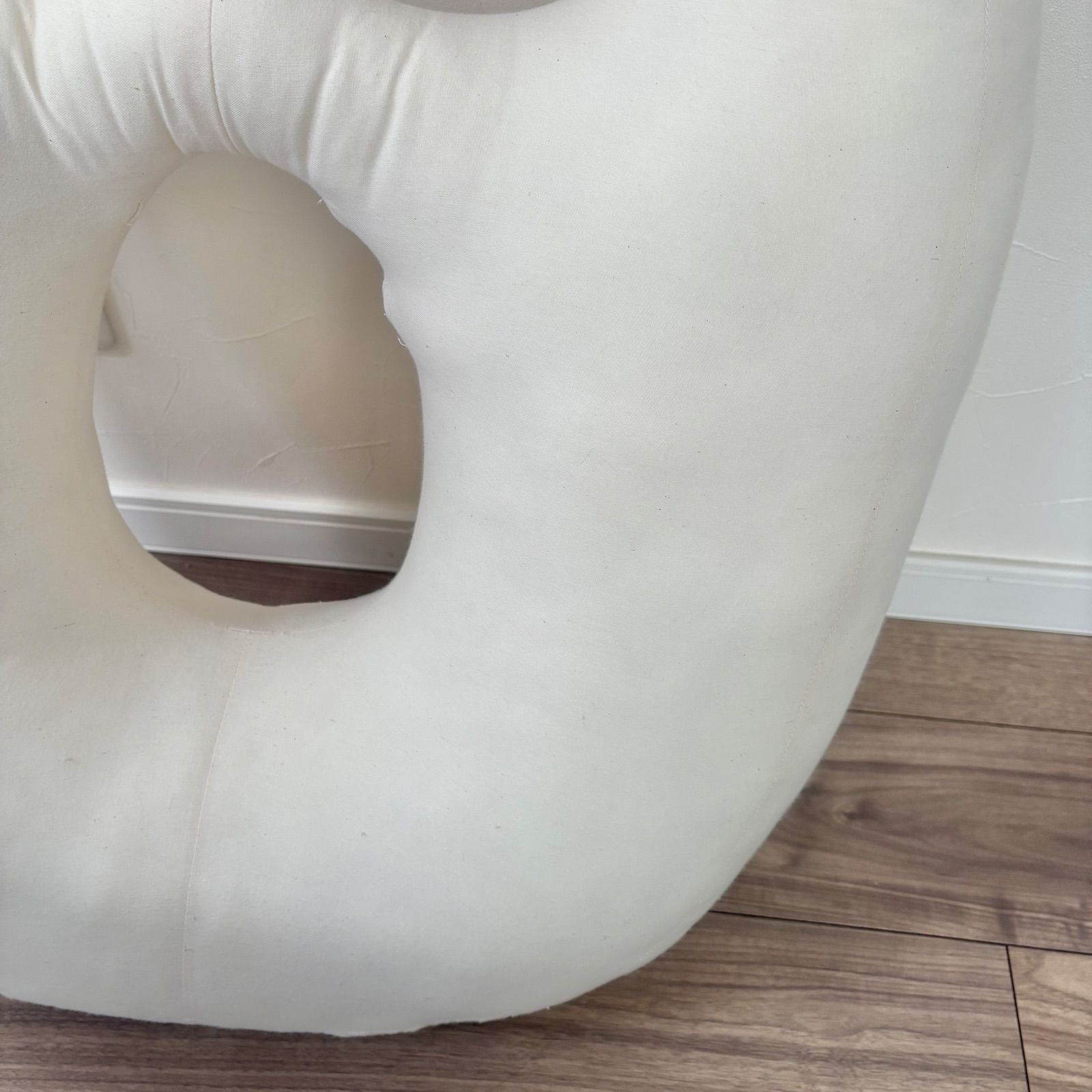 妊娠中でもうつぶせになれるクッション