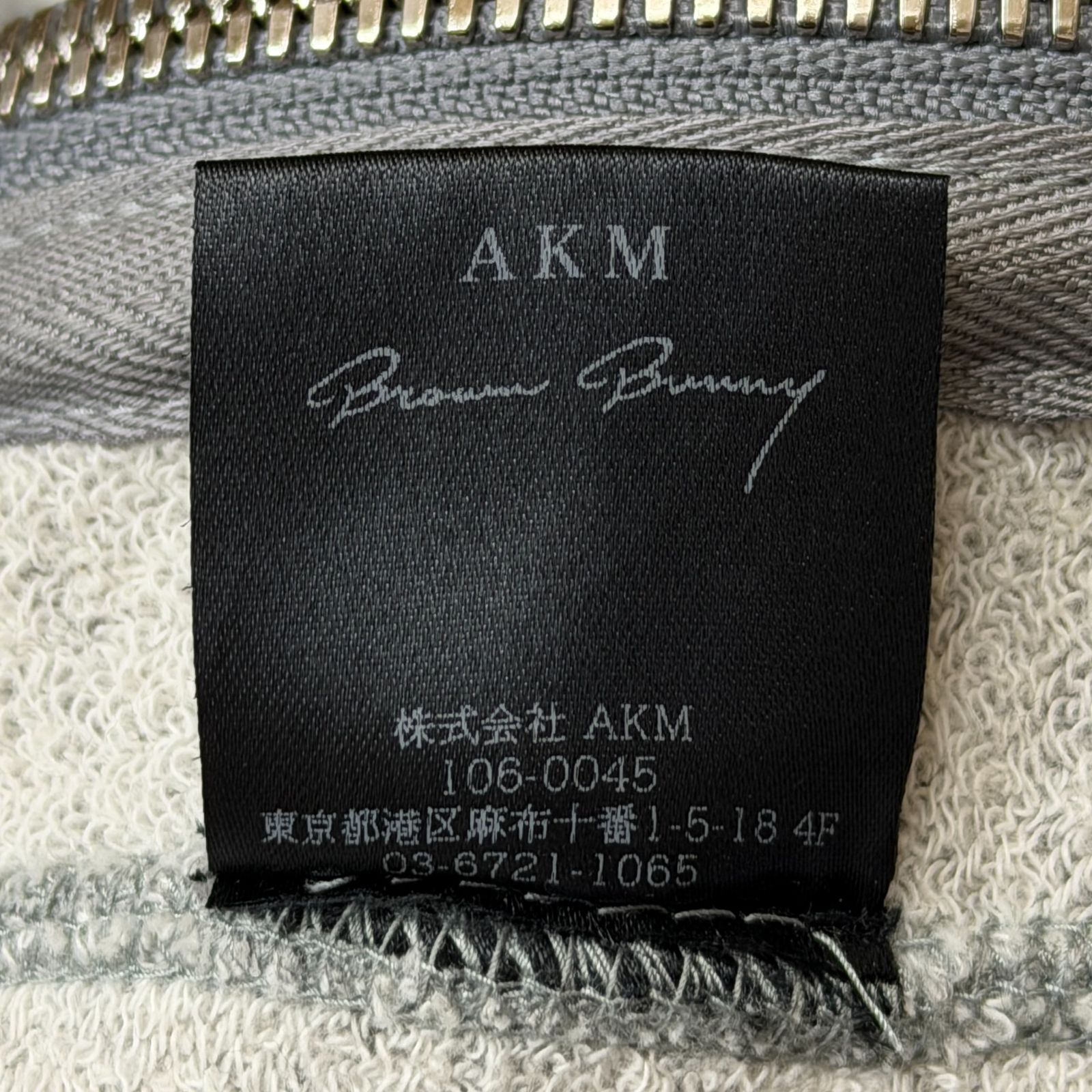 AKM × BROWN BUNNY PULLOVER STAR LOGO PARKA WITH BOTH SIDE ZIP