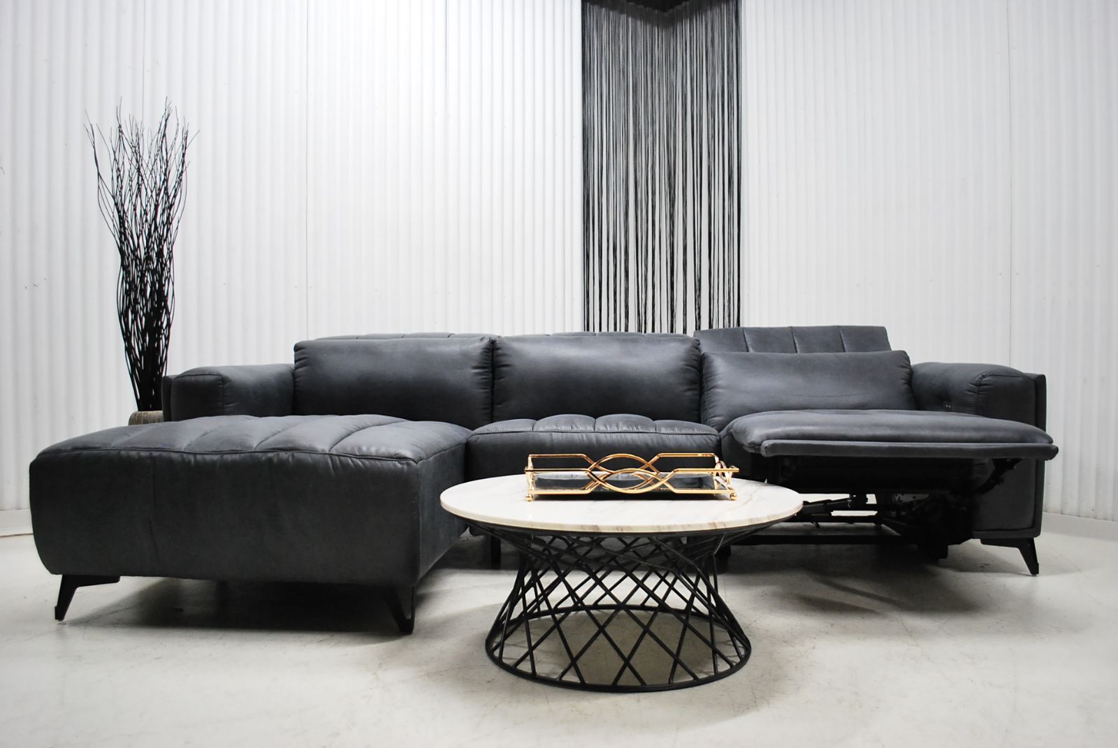 一部送料無料 現品限り アウトレット L字カウチ 電動リクライニングソファ グレー系 レイヴン｜OKIN社モーター搭載｜手動可動ヘッドレスト｜設置幅約278cm 展示品 九州 中国一部送料無料