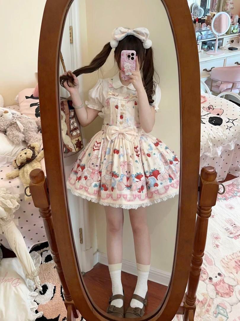 ロリータクマちゃん柄スカート??お出かけにおススメ ジャンパー