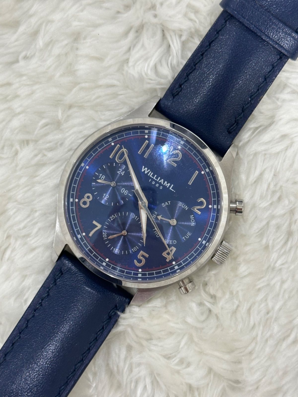 R7-570 中古品　WILLIAML 1985