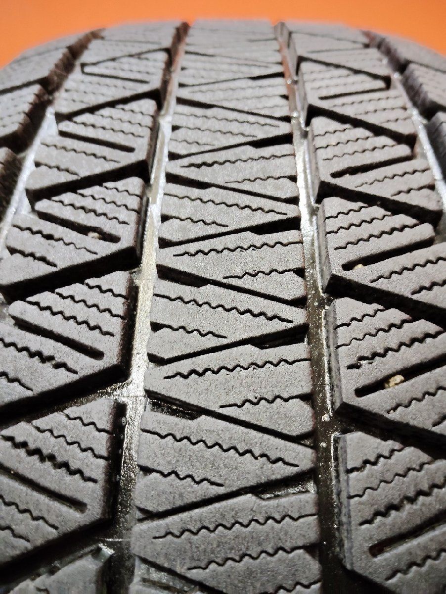 BS BRIDGESTONE BLIZZAK DM-V3 255/50R19 19インチ スタッドレス 4本 23年製 ベンツ/GLE /X5 VOLVO/XC90等　(KTL419) 25年製 日本製 255/50R19 107T XL ブリヂストン BLIZZAK DM-V3