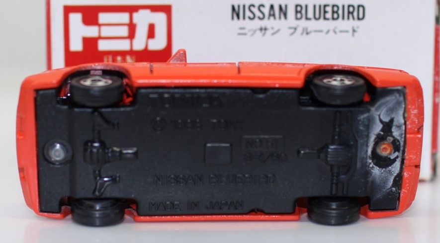 USED 難有 トミカ 日本製 51 日産 ブルーバード 1/60