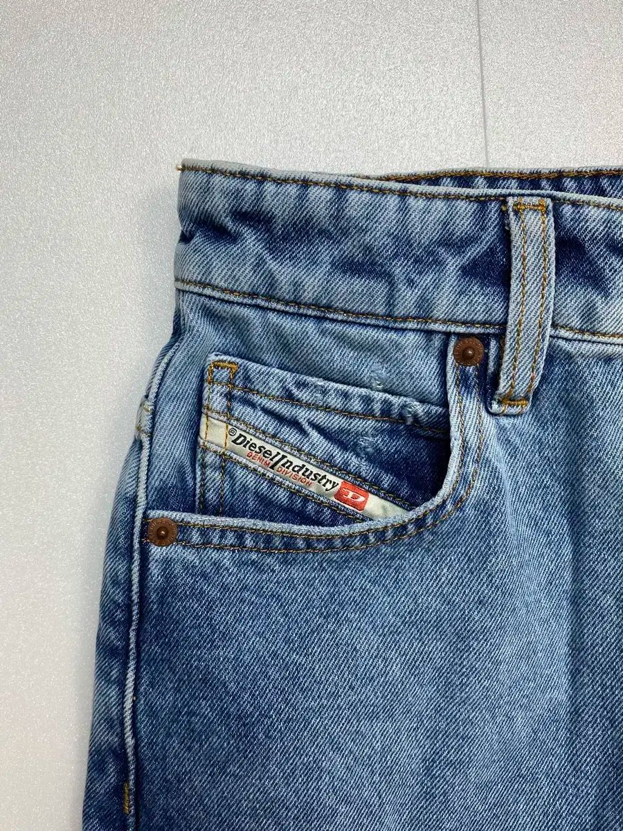 新商品* DIESEL DIESEL(ディーゼル) ロゴ デニム スカート 25 26