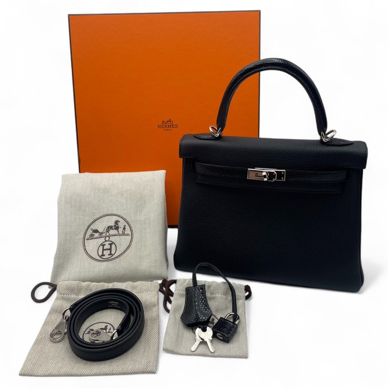 ⭐︎美品　エルメス　ケリードッグ ノワール　シルバー エルメス ケリー25 ノワール トゴ シルバー金具 B刻印