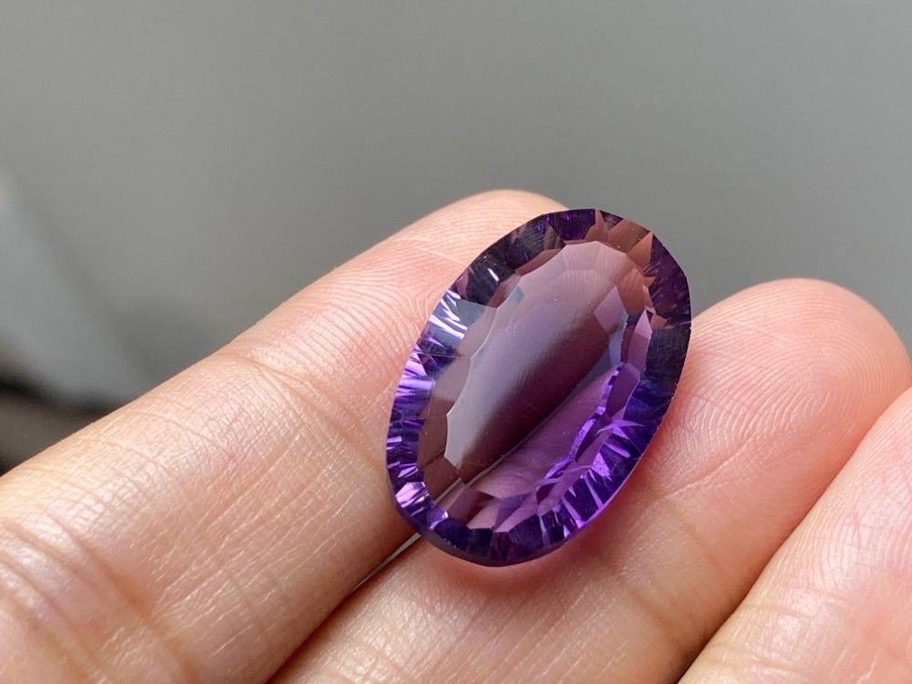 AMR07 天然 大粒 アメジスト 楕円 アメシスト 紫水晶 2月誕生石