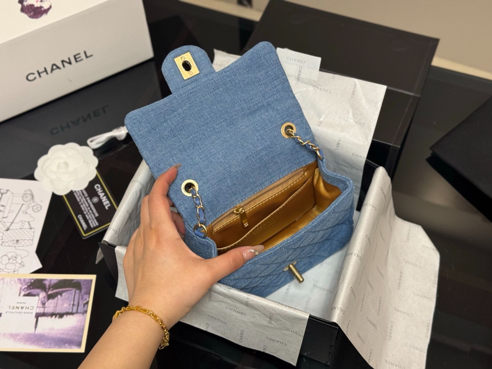 今日特価】Chanel シャネル デニム ゴールドボール クォード