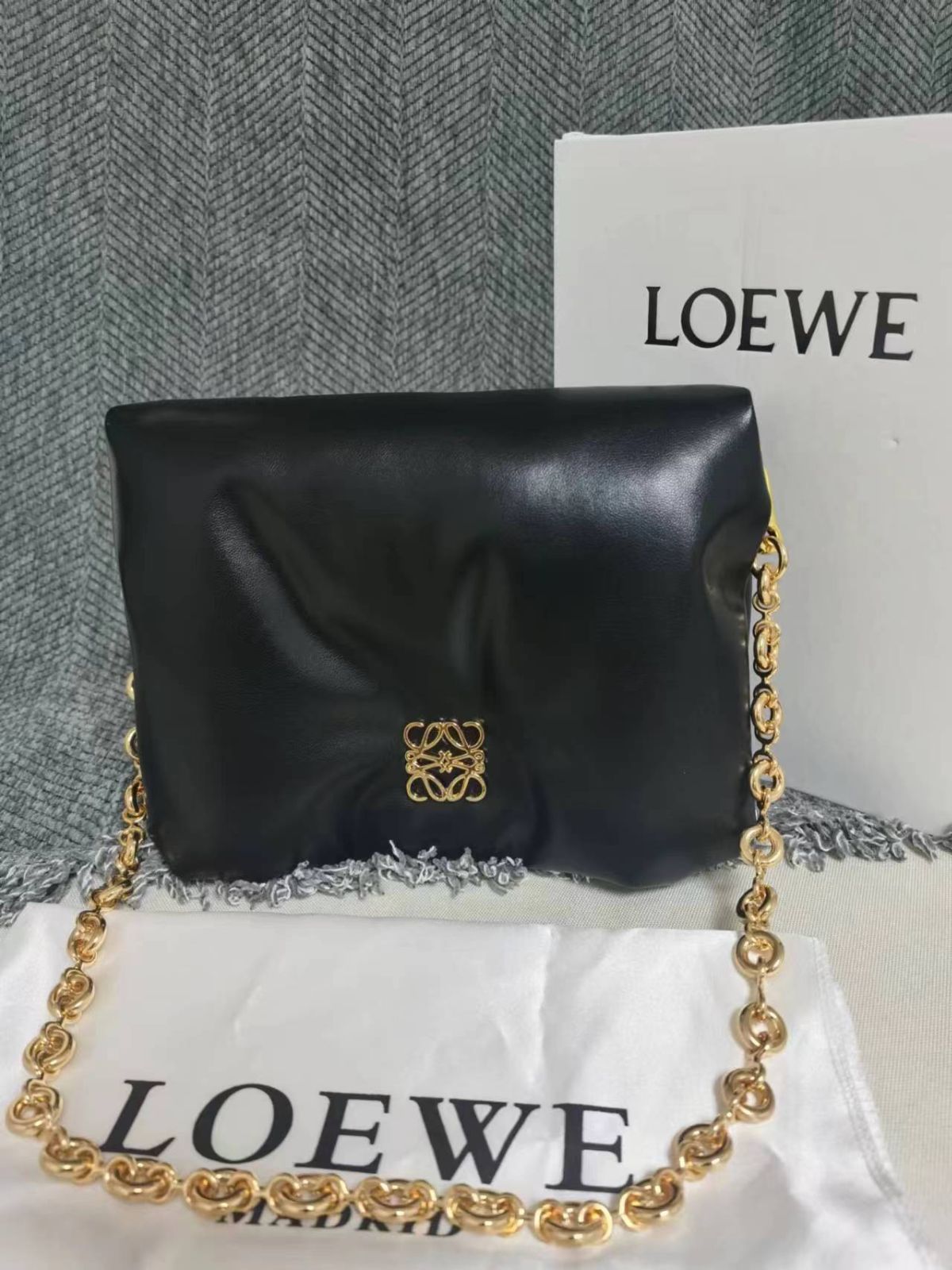 LOEWE ロエベ ショルダーバッグ