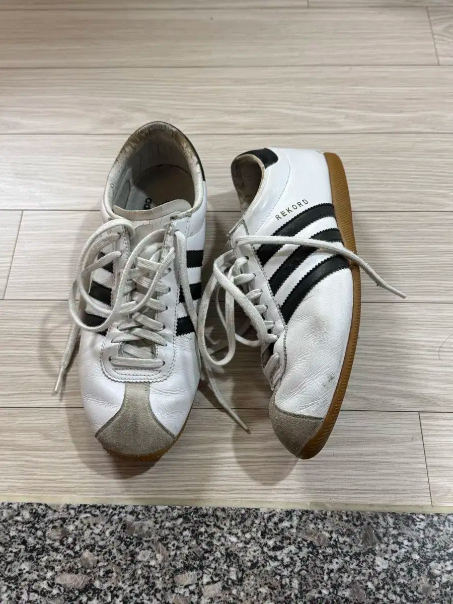 2006 adidas(アディダス) 記録 靴