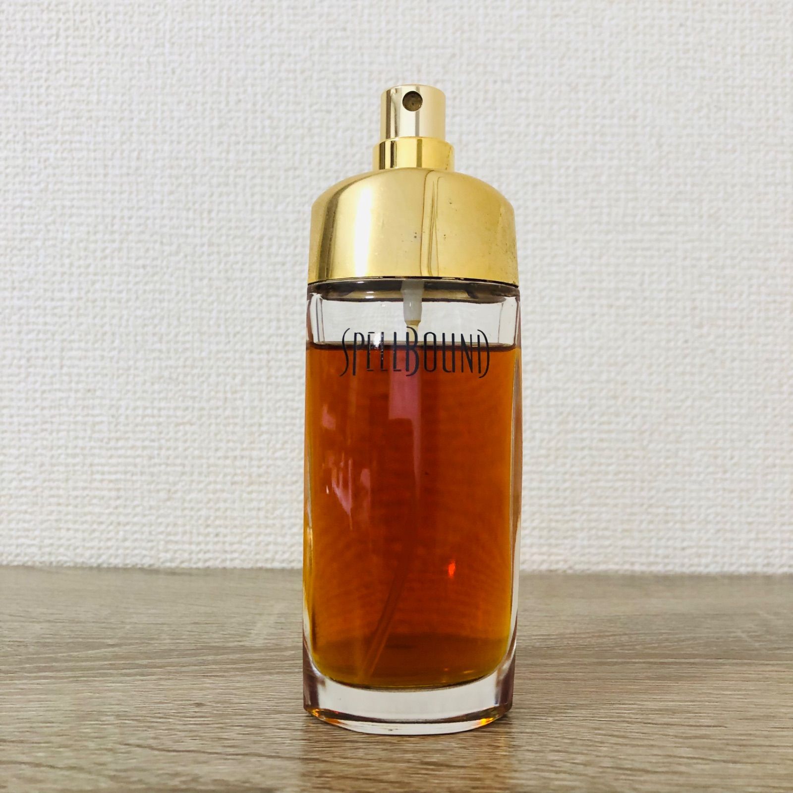 廃盤　エスティローダー　スペルバウンド　EDP 100ミリ　スプレーチェックのみ 廃盤 エスティローダー スペルバウンド EDP 100ミリ スプレー