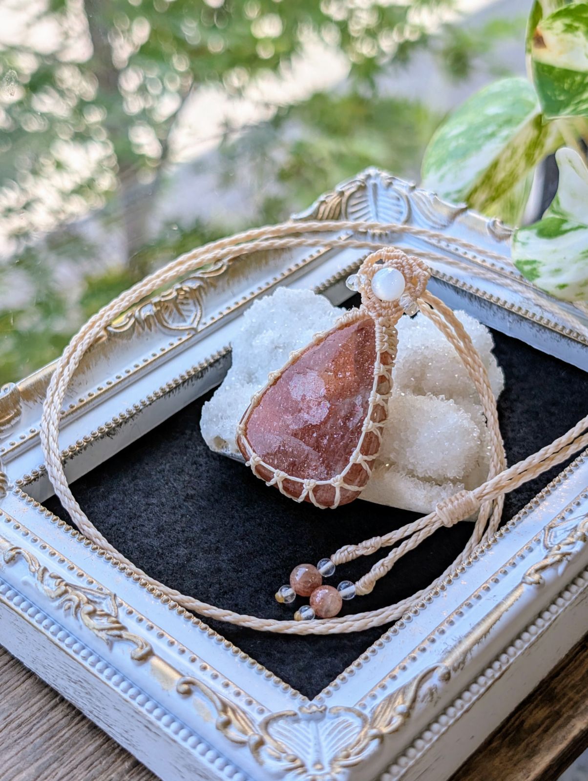 サンストーン マクラメネックレス