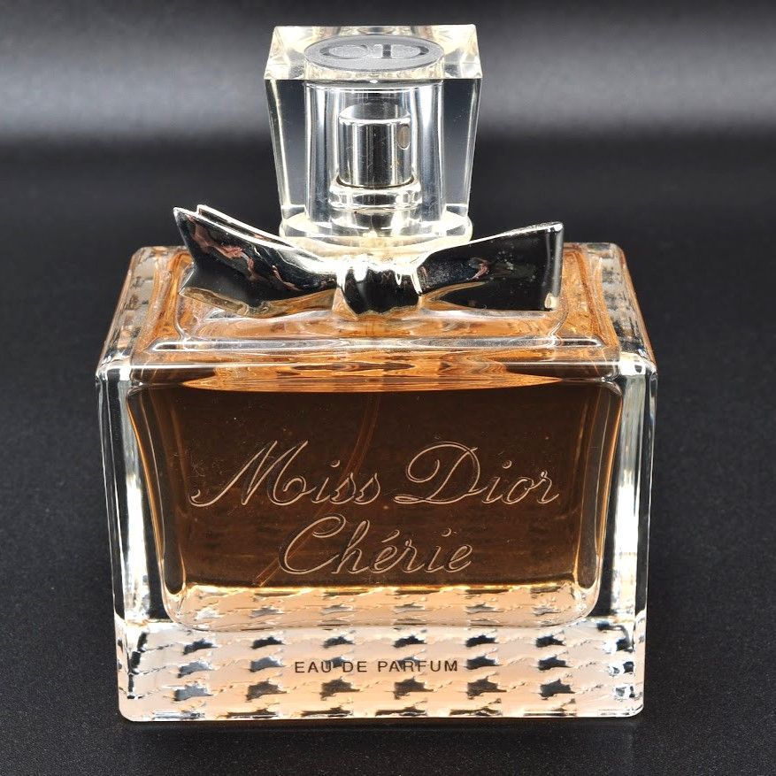 未使用 Christian Dior クリスチャンディオール 香水 Miss Dior Cherie Eau de PARFUM ミスディオールシェリー  オードパルファム 100ml スプレー 9b7913 - メルカリ