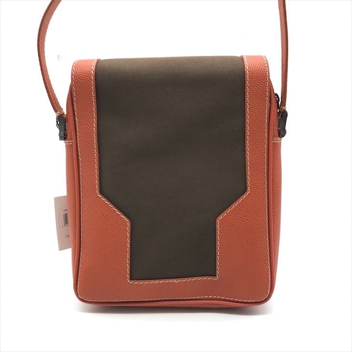 美品★dunhill ダンヒル　ショルダーバッグ　茶　キャンバス　本革　A4収納 未使用品 Dunhill ダンヒル ショルダー バッグ 斜め掛け メンズ