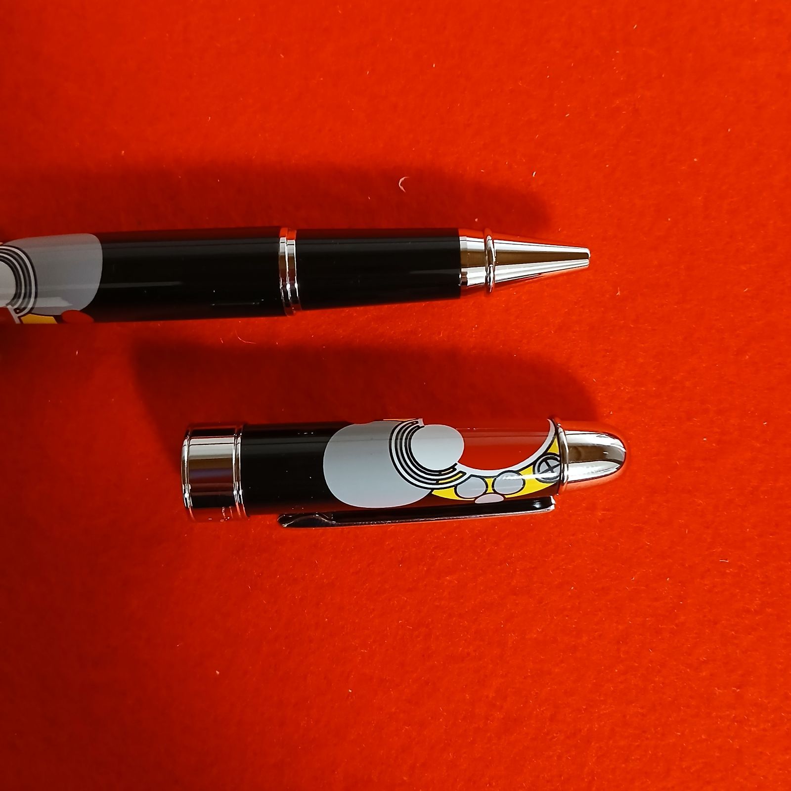 acb16 ACMEアクメ ローラーボールペン Chairs椅子/チェアイームズ