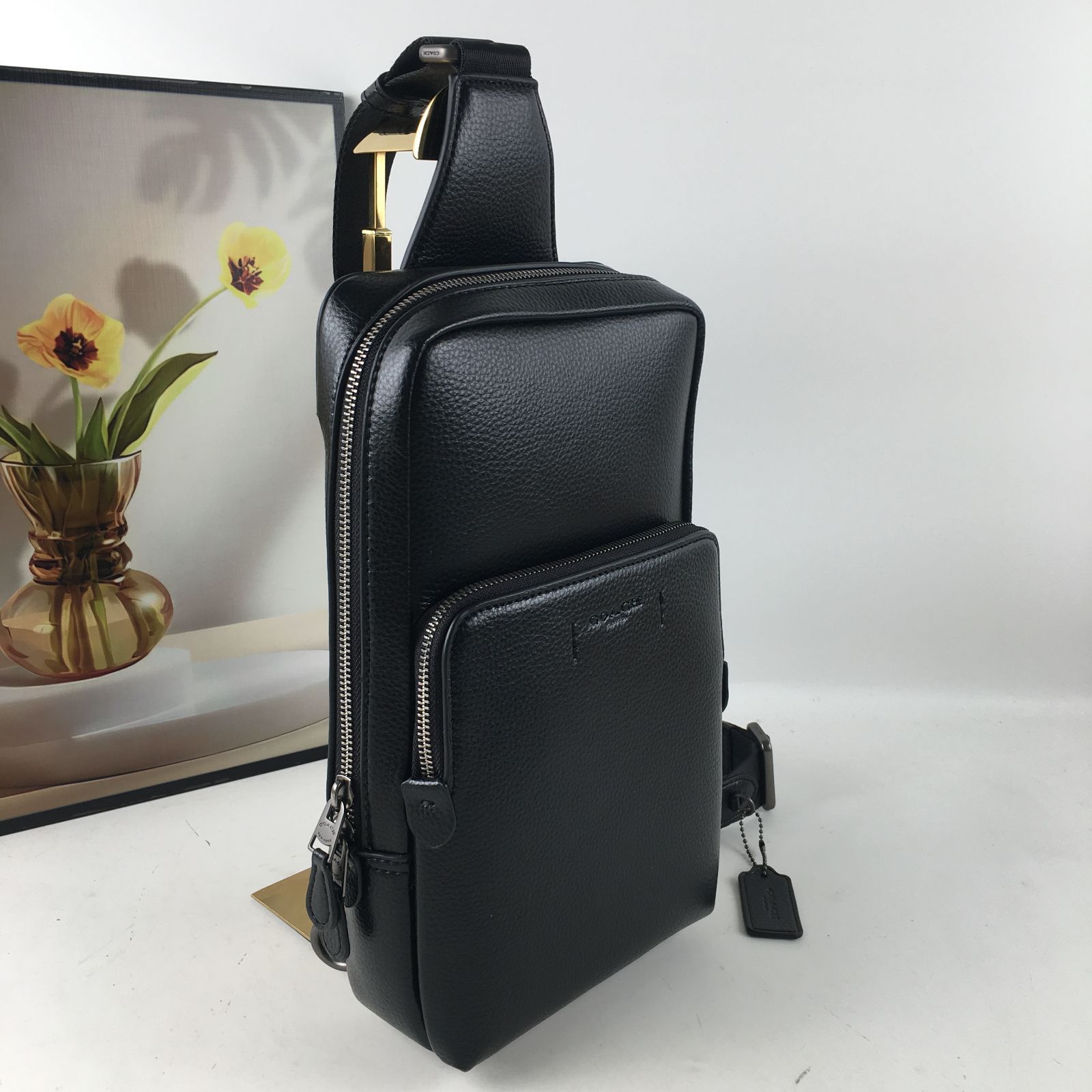 新品 COACH コーチC5331 ブラック ボディーバッグ ゴッサム パック  