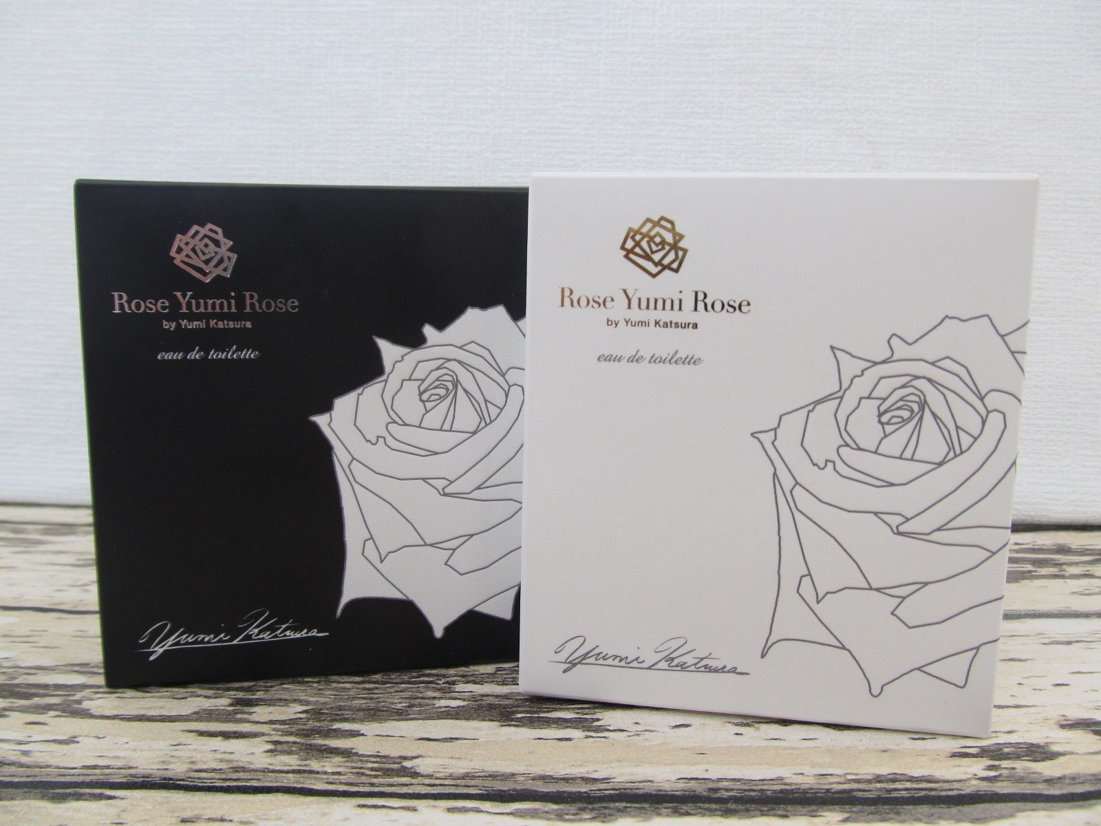 【新品未使用未開封】Rose Yumi Rose オードトワレ 4本セット　廃盤 ローズ ユミ ローズ 桂由美 ペアオードトワレ 香水 - メルカリ