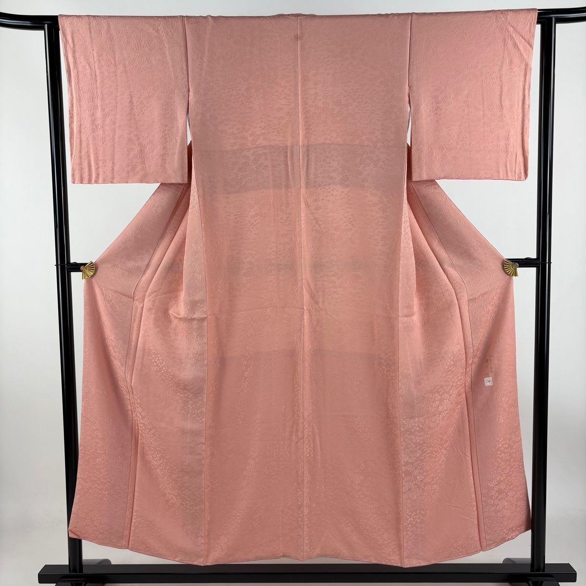 色無地 身丈152cm 裄丈62.5cm S 袷 梶山伸監修 落款 証紙 地紋 堅牢染 ピンク 正絹 秀品 一つ紋