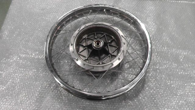 利益還元】ゼファーχ キャストホイール 金/① 前後18インチ アルミ