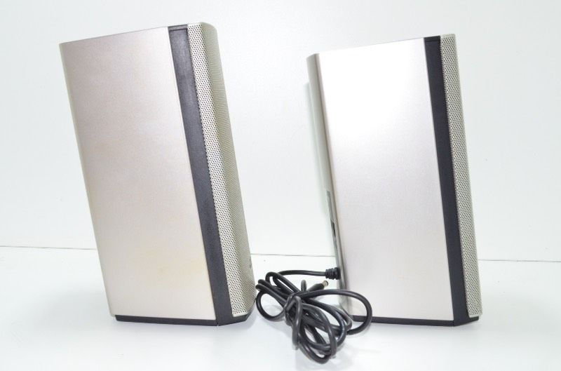 20 マルチメディアスピーカーシステム