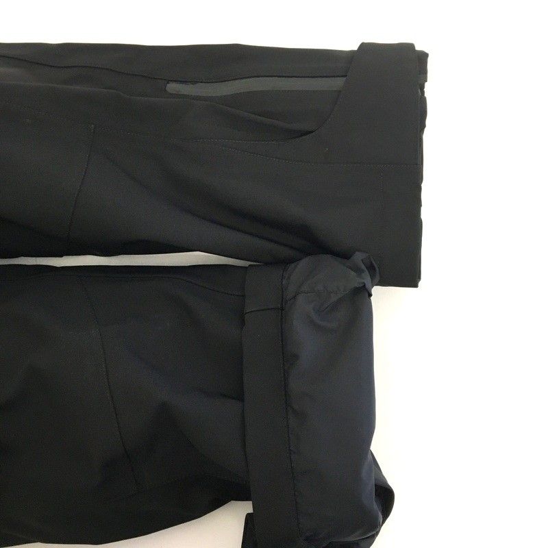 ライナーパンツ