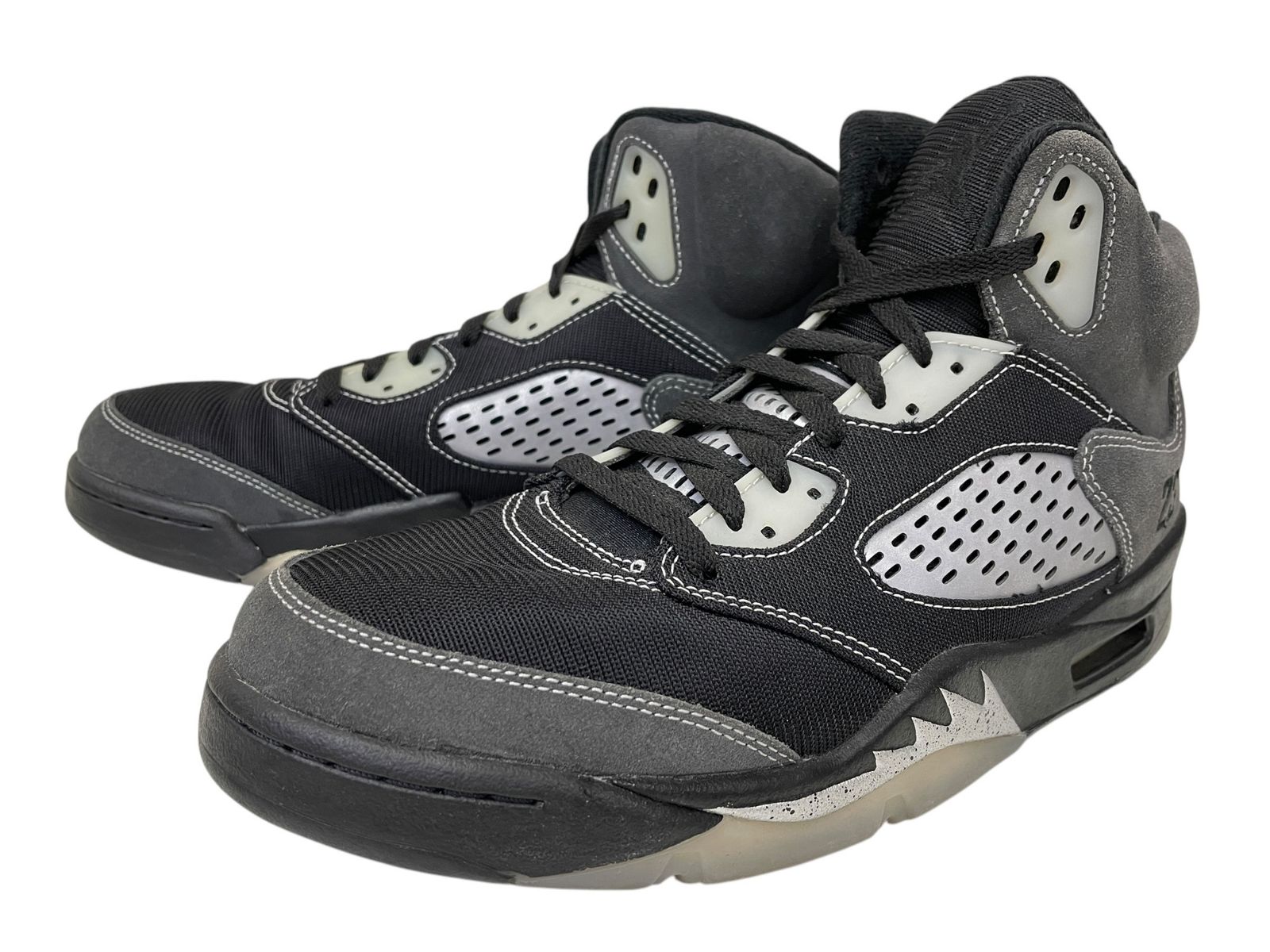 NIKE (ナイキ) AIR JORDAN 5 RETRO Anthracite ハイカット スニーカー