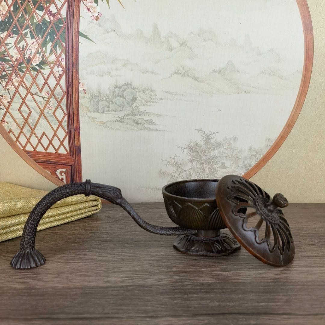銅細工 透かし彫り蓮華薫香炉 香道具 装飾品 工芸品 美術品 置物