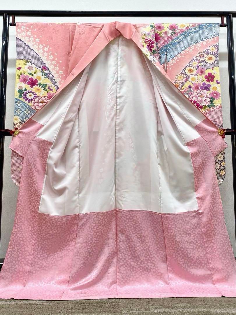 振袖 豪華 刺繍 金駒 金彩 紋意匠 身丈174cm パールトーン加工済 躾糸付 振袖 豪華 刺繍 金駒 金彩 紋意匠 身丈174cm パールトーン加工済 躾糸