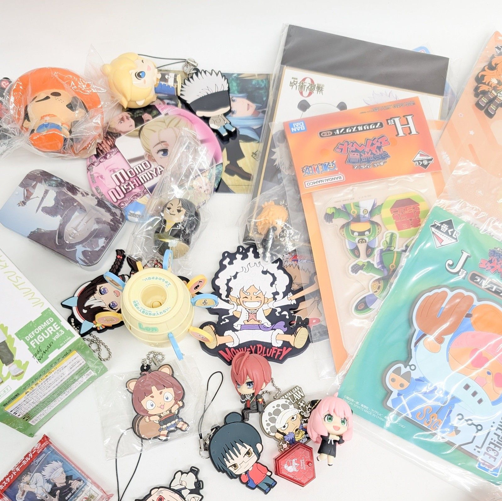 アニメ アニメグッズ キャラクターグッズ まとめ売り 大量 小物　#01 アニメグッズ 大量 まとめ売り 80サイズ 5910A 呪術廻戦 ワンピ リゼロ