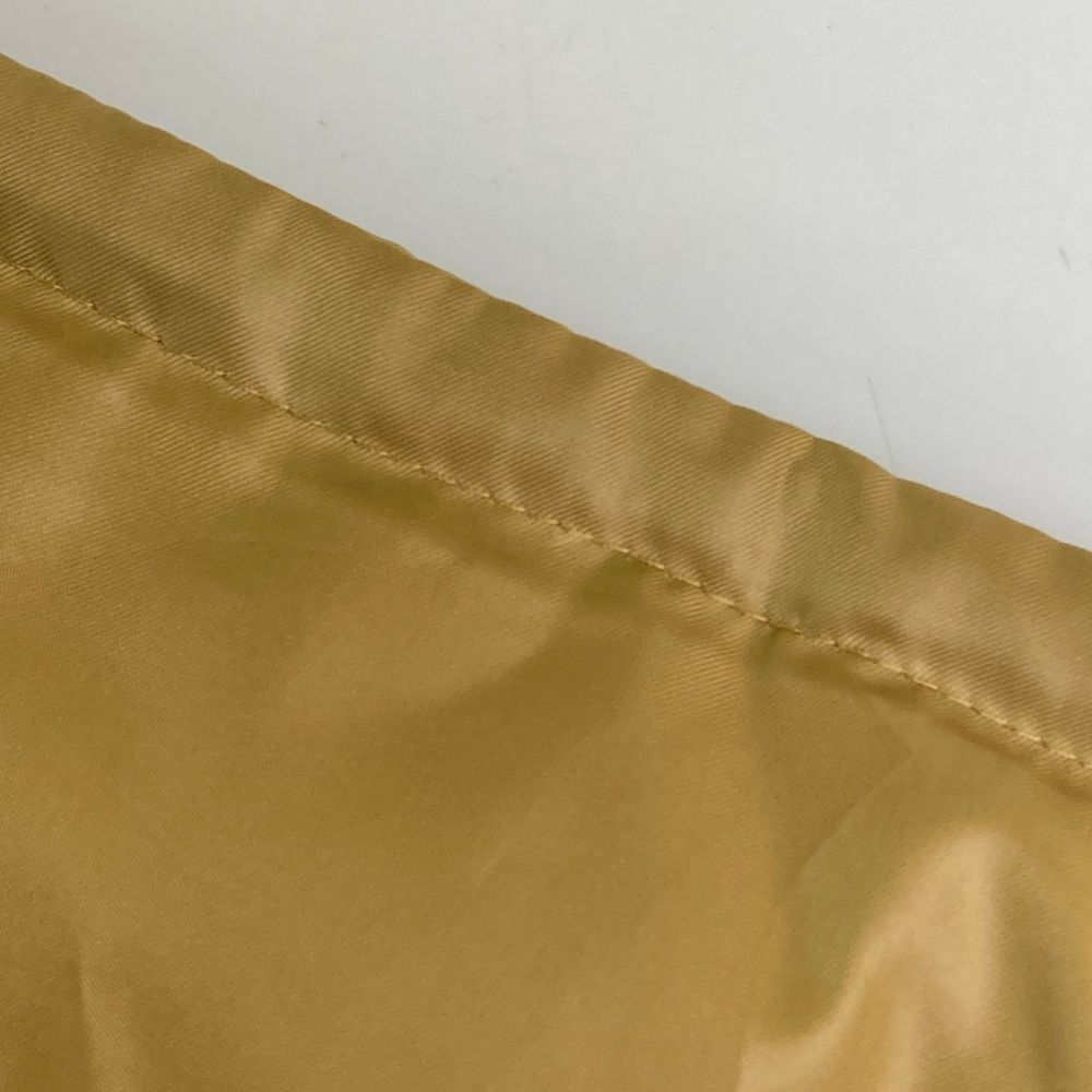 ダウンジャケット