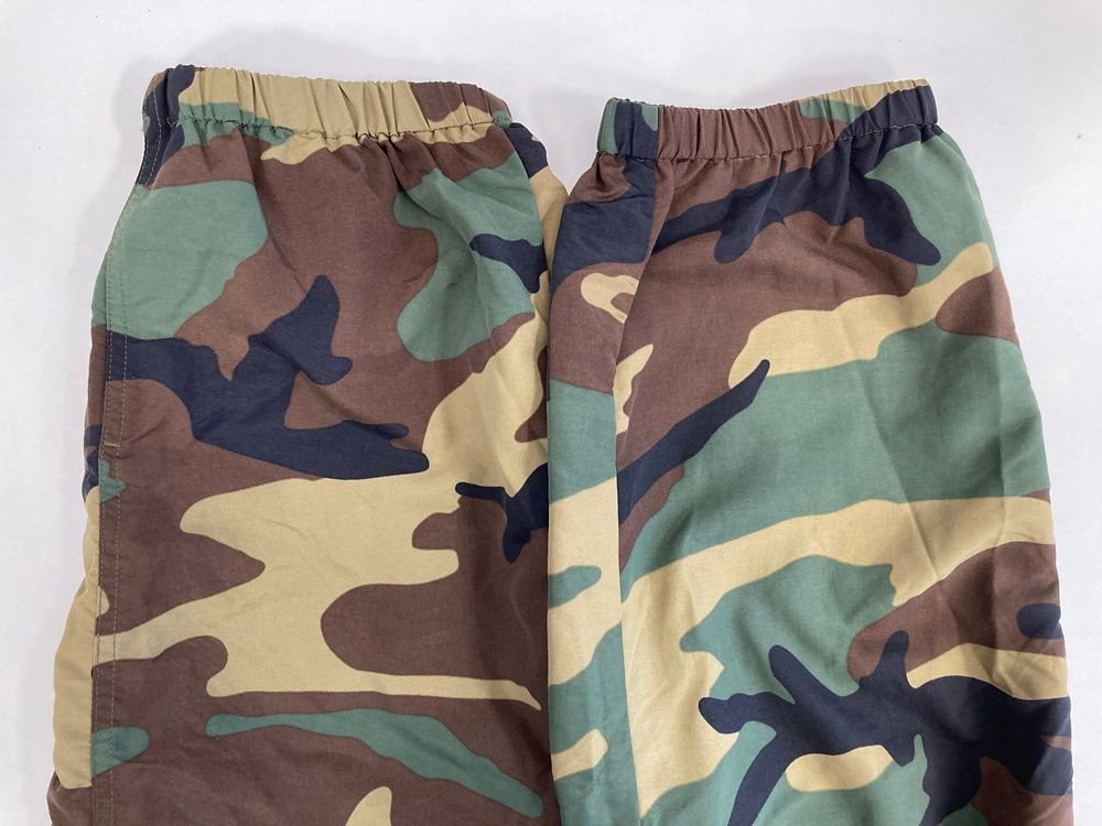 シュプリーム SUPREME カモフラ柄 ナイロンパンツ 迷彩 カーゴ