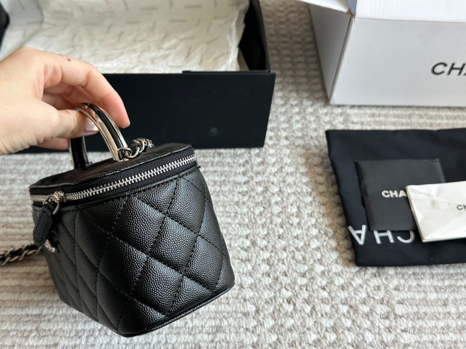 今日特価】Chanel 25C Handle Box Bag シャネル 25C ハンドル