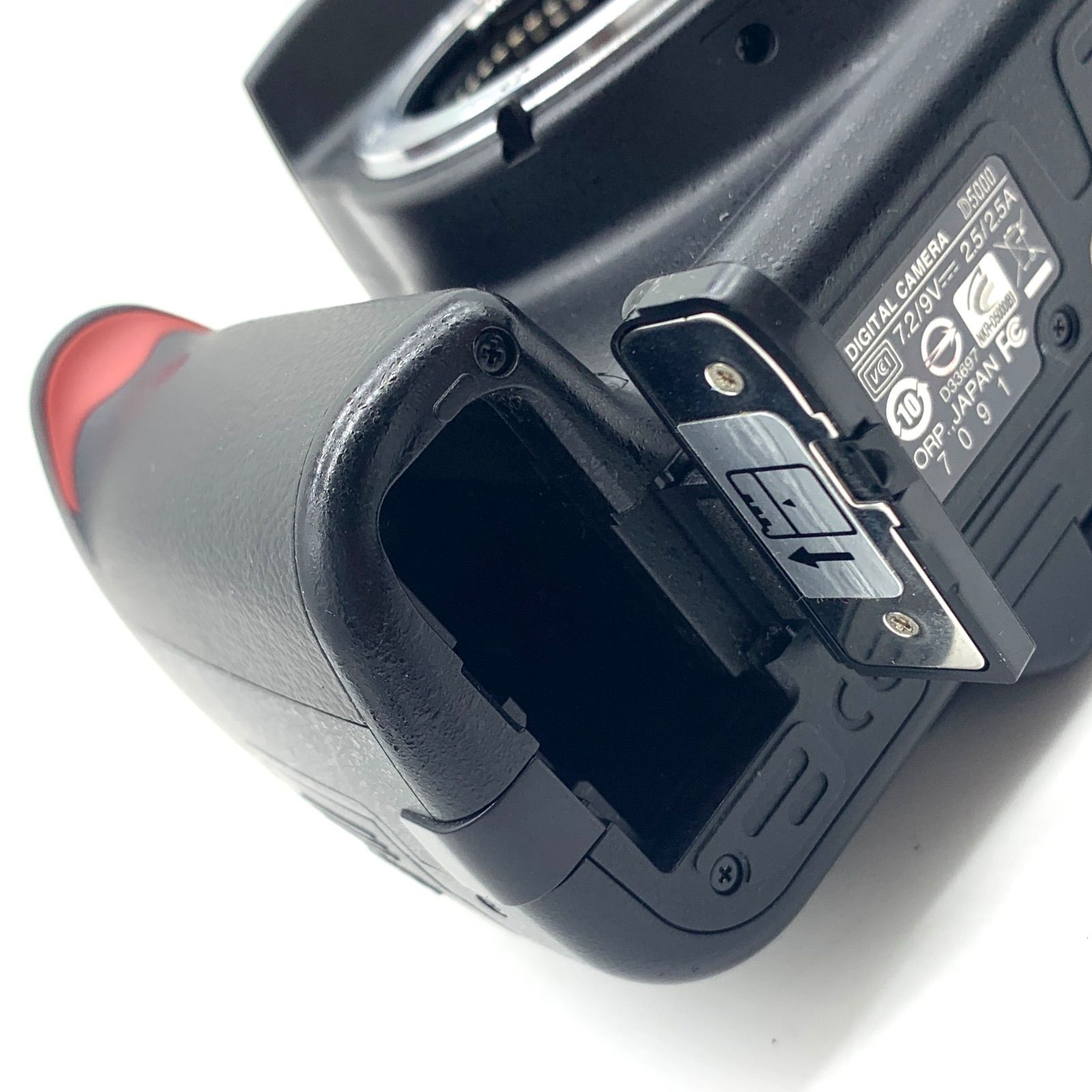 動作未確認】Nikon 一眼レフカメラ D5000 レンズなし - メルカリ