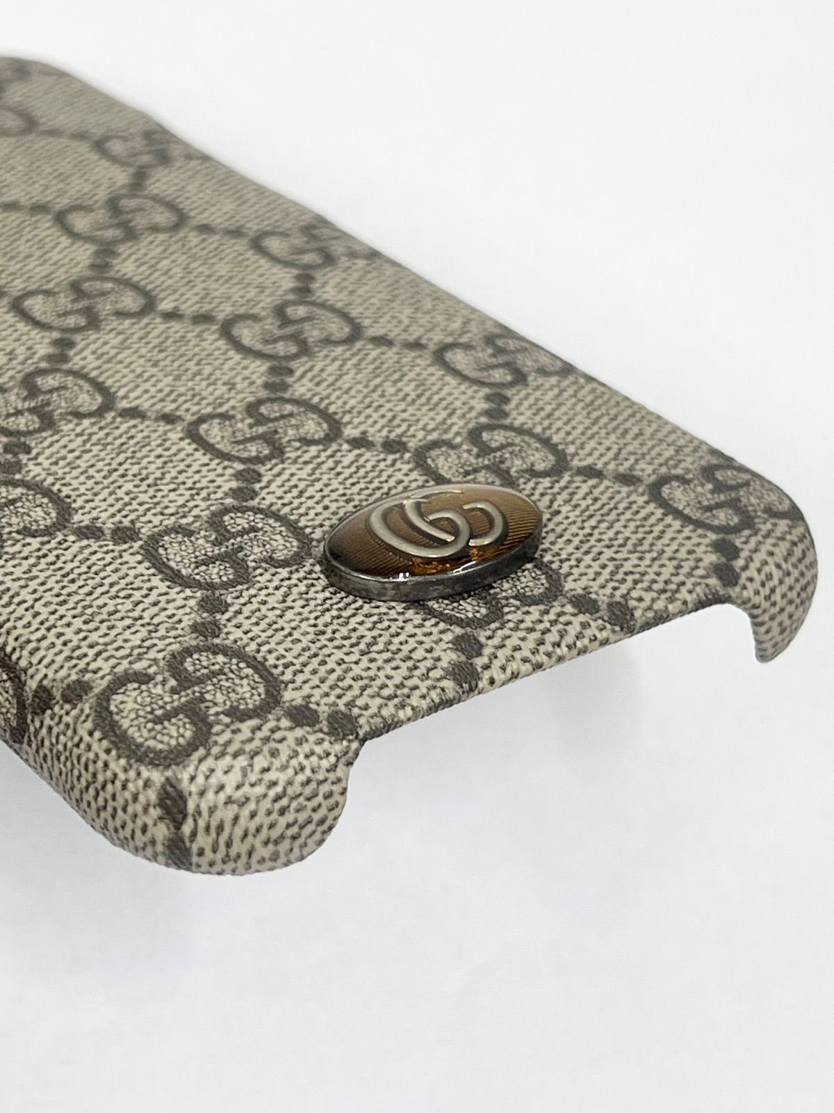 GUCCI グッチ Iphone 13 ケース GG ベージュ ロゴ 09BS303 CHRISTIANNAURATH_COM_BR