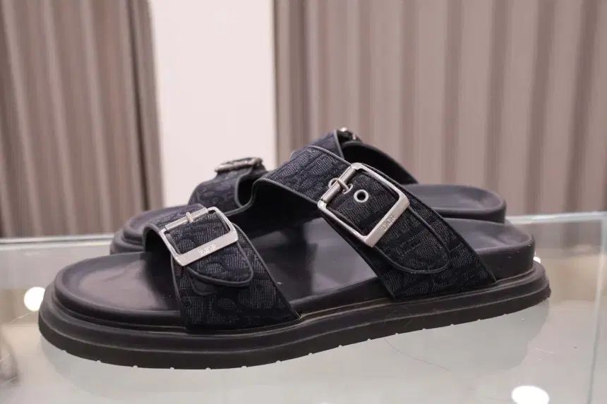 DIOR ディオール