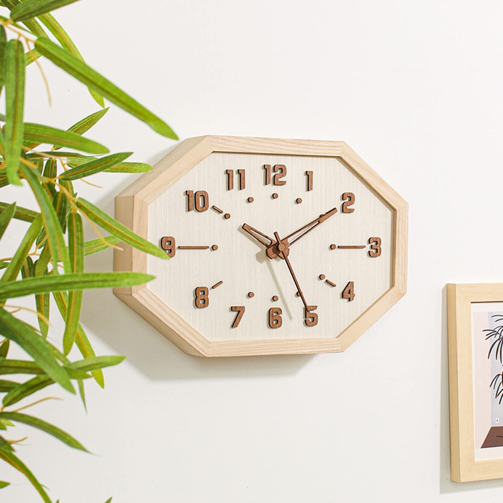 新着商品 壁掛け時計 おしゃれ 人気 時計 かわいい 天然木製 八角形 時計 3D立体数字 見やす Danmukeji 壁掛け 置き時計 卓上時計 北欧デザイン 連続秒針 静音 12インチ モダンホーム装飾 引っ越し 新築祝い 木の色