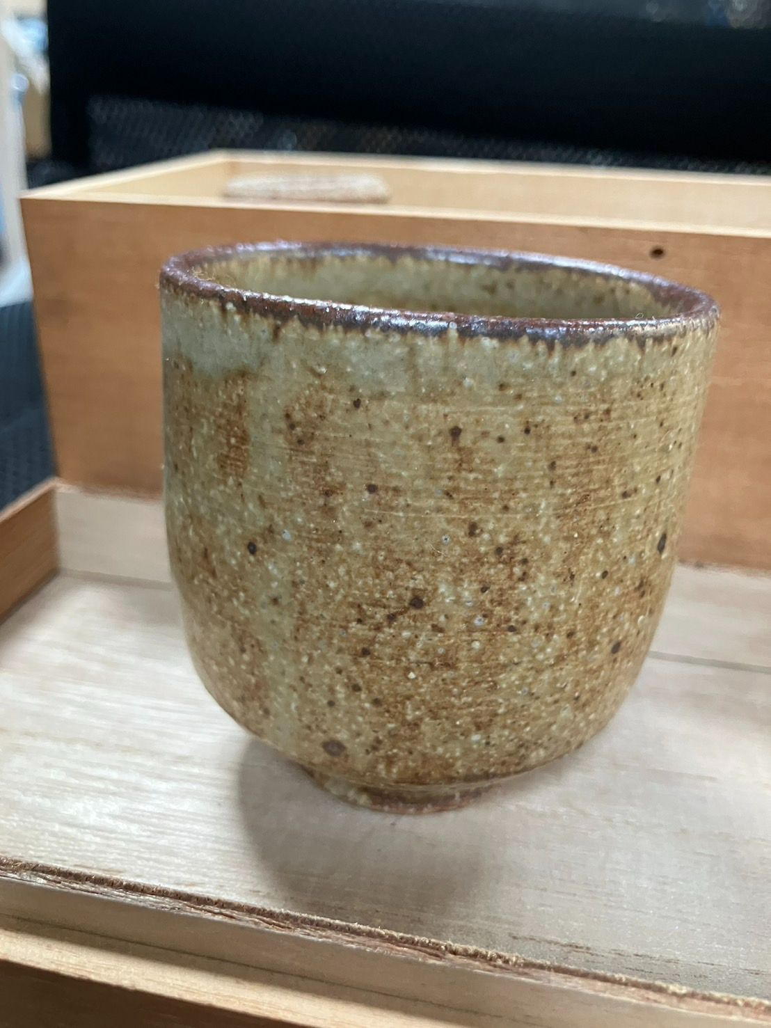 湯飲み■黄瀬戸 五陶 8客 煎茶碗 湯呑み茶碗 箱付き お茶道具 時代物 骨董■ 湯飲み□黄瀬戸 五陶 8客 煎茶碗 湯呑み茶碗 箱付き お茶道具