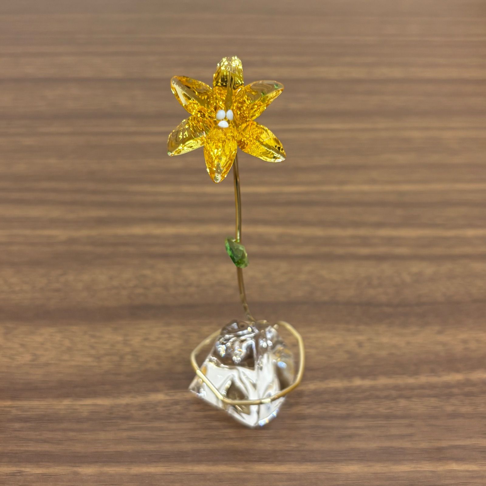 ◎ 【未使用保管品】Swarovski スワロフスキー クリスタル ユリ 