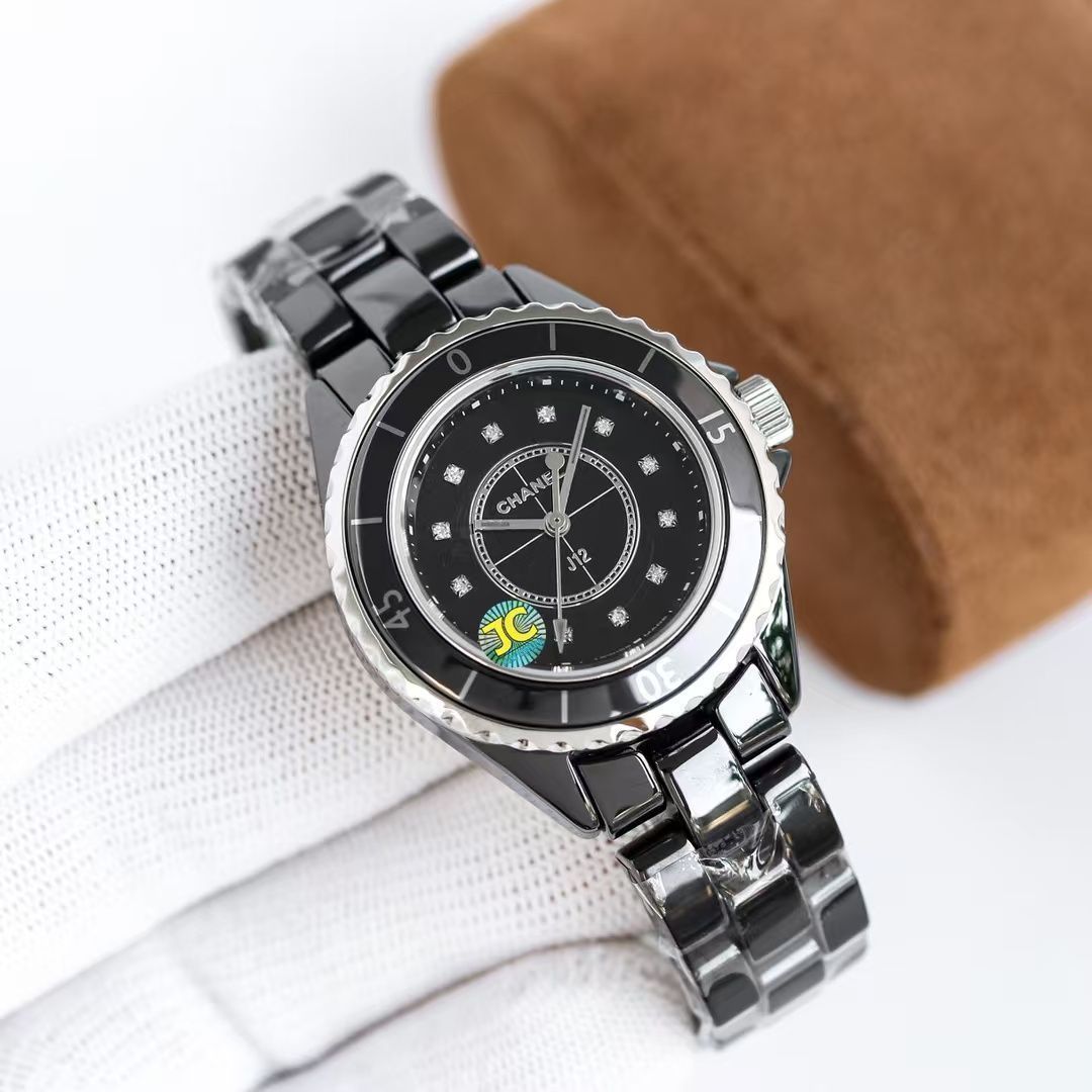 ご購入大歓迎です シャネルクロノグラフ 33mm ブラック 自動巻き｜本日