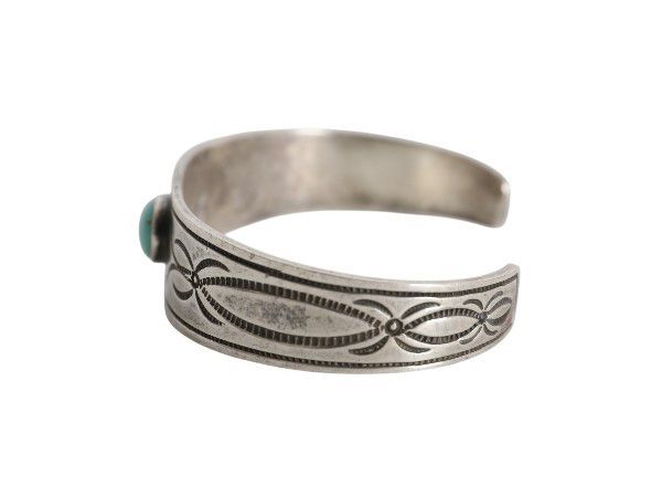 お得なクーポン配布中!】 ☆ ナバホ Joe Piaso Jr 作 ターコイズ