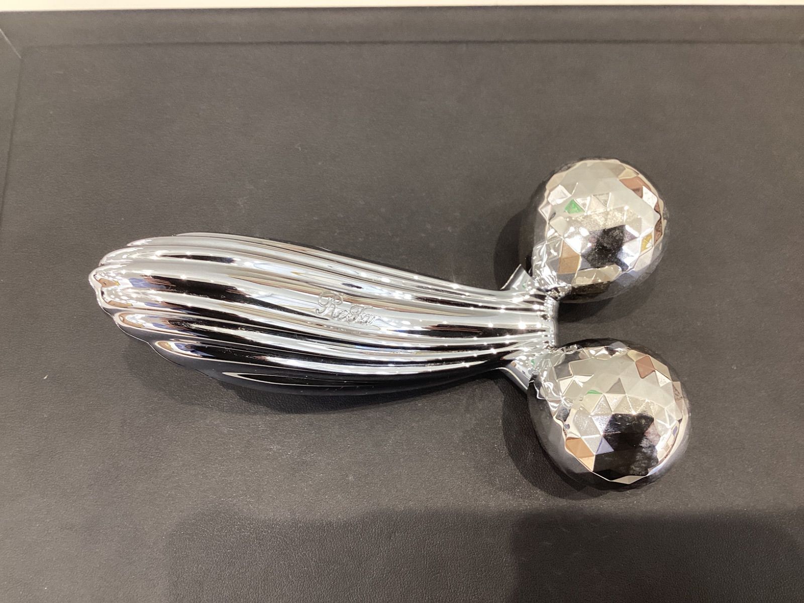 【新品未使用】ReFa CARAT　リファ　プラチナ電子ローラー　美顔機器 楽天市場】プラチナ電子ローラー ReFa リファの通販