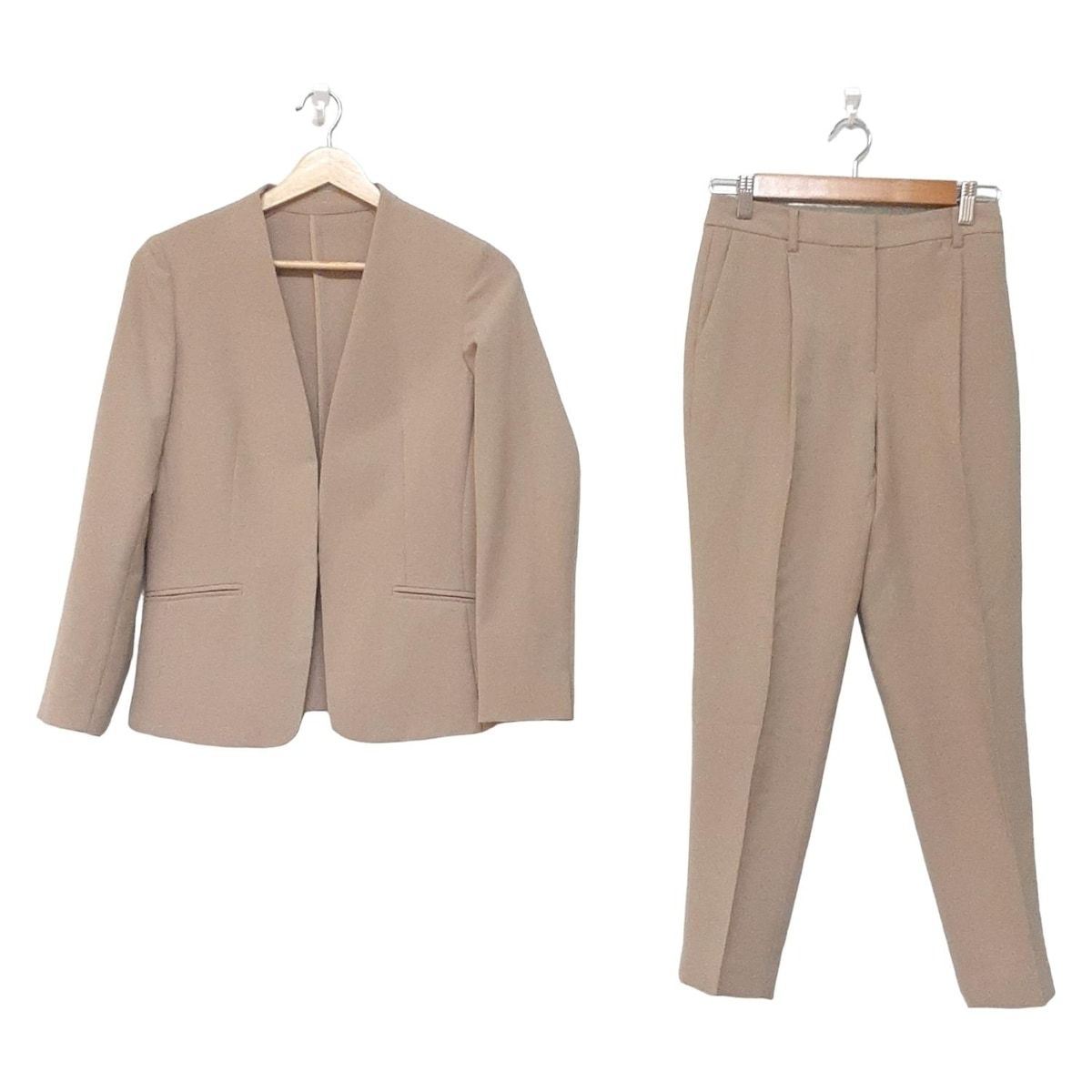 PLS T PLST プラステ レディースパンツスーツ レディース - ベージュ