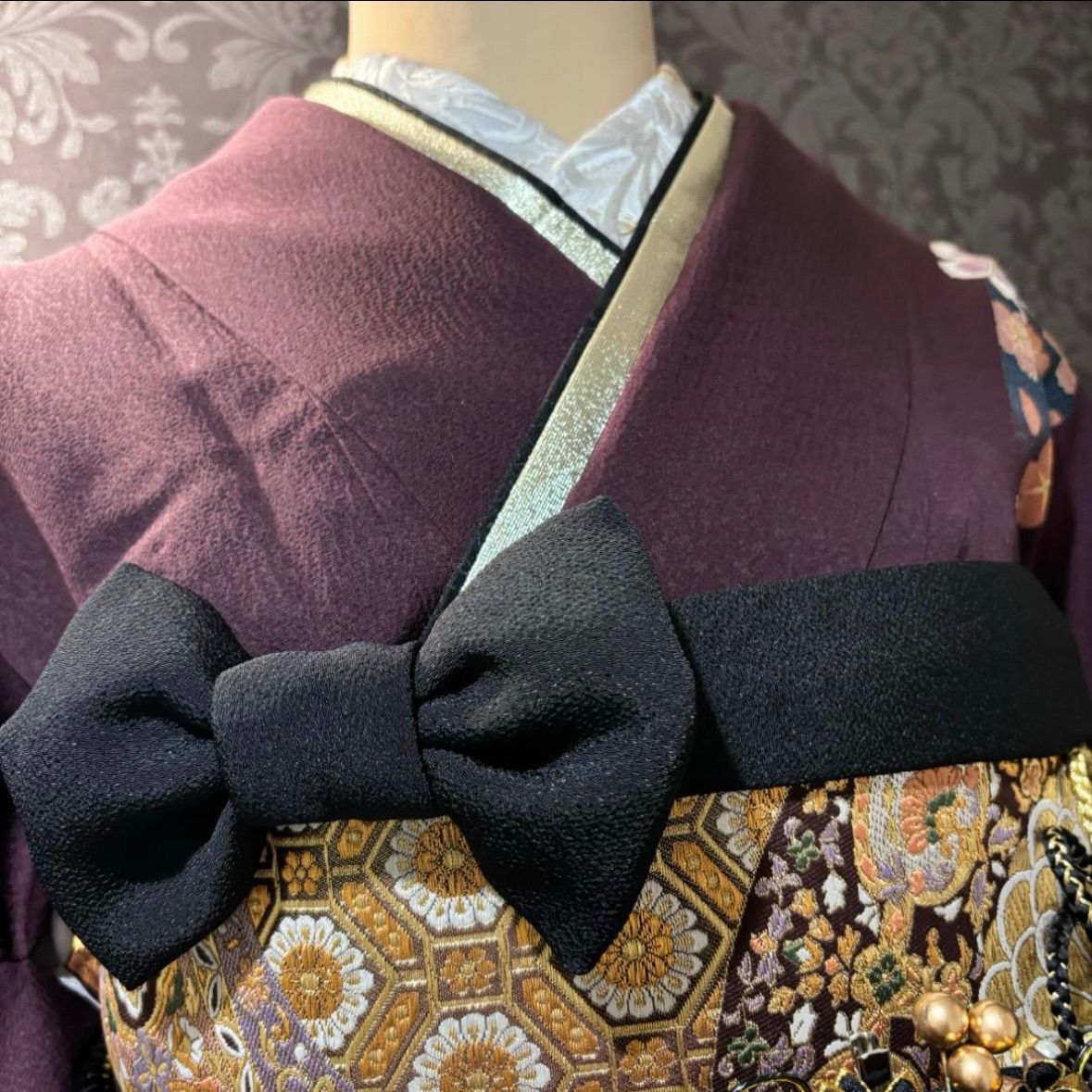 美品　モダン　桜模様　手描き　金彩　逸品　振袖　フルセット 振り袖 美品 モダン 桜模様 手描き 金彩 逸品 振袖 フルセット 振り袖