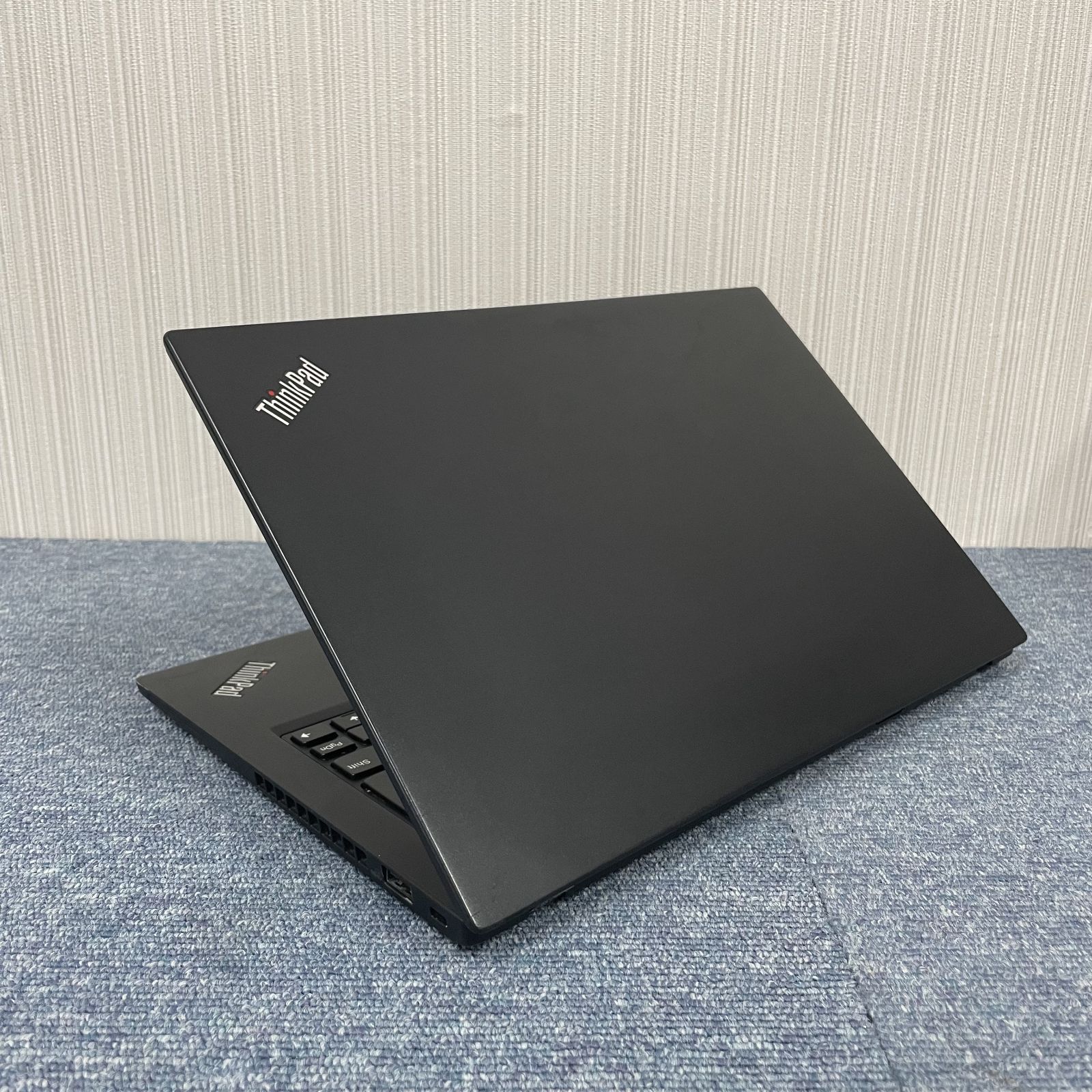 i5-8250U 爆速SSD256GB搭載