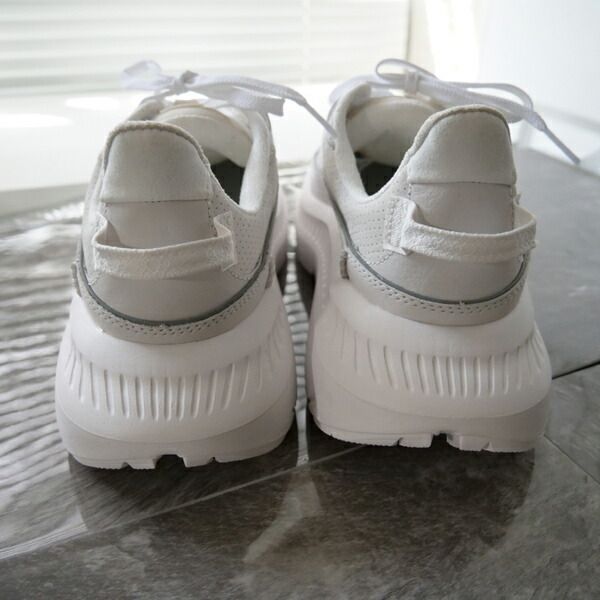 新品□正規品□送料無料□ギフト包装無料】UGG アグ CA805 V2 ヌバック