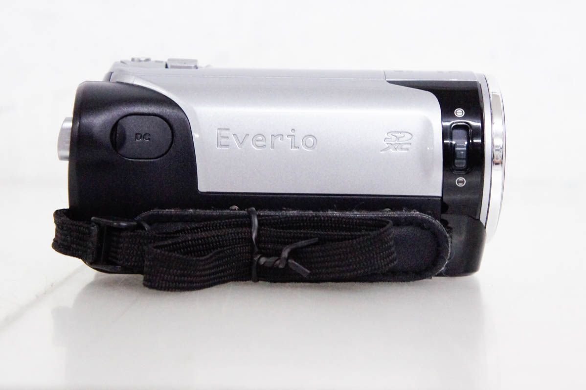 JVC Victorビクター エブリオEverio ハイビジョンデジタルビデオカメラ