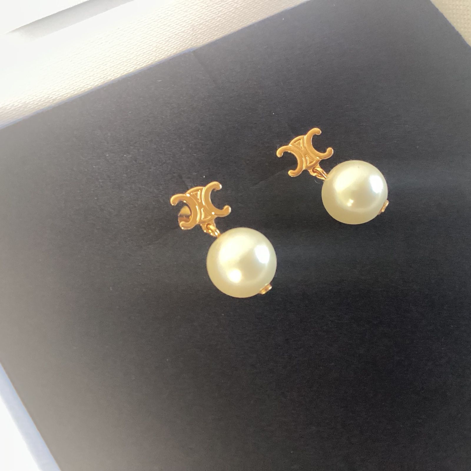 CELINE レ ペルル CELINE ピアス セリーヌ 460TZ6PRB.01GI